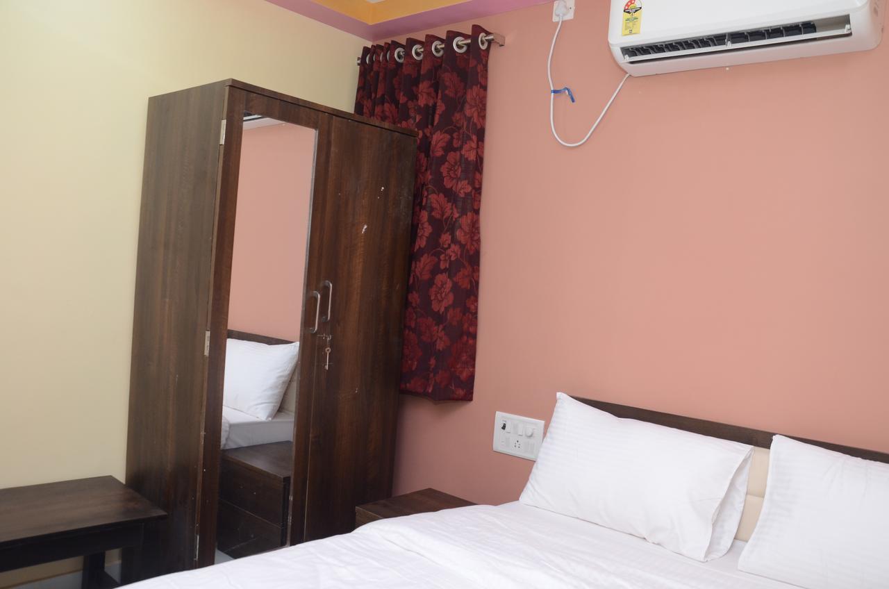 The United Hotel Mumbai Luaran gambar